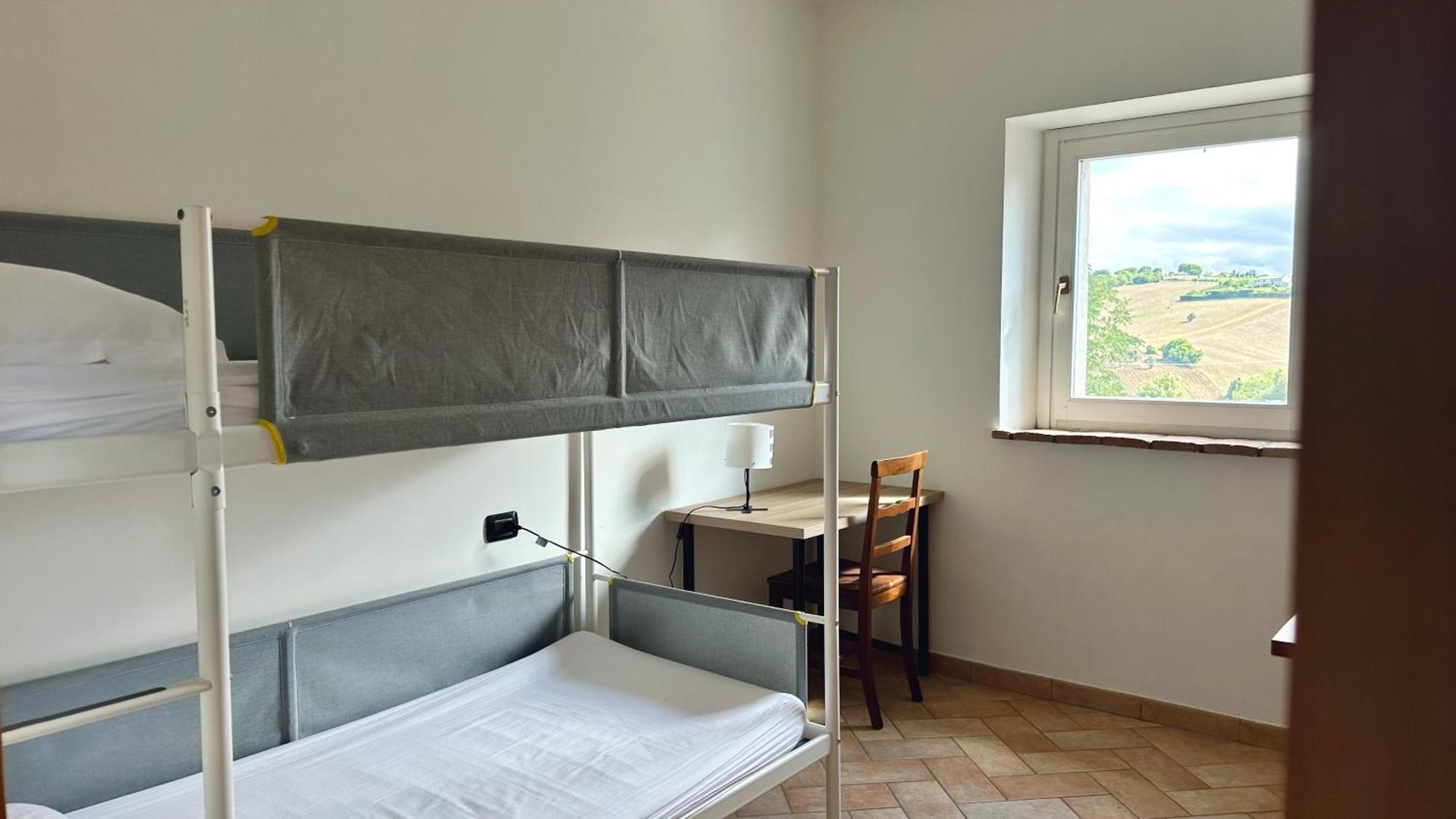 S214 - Sirolo, Trilocale Con Giardino In Zona Tranquilla Leilighet Eksteriør bilde